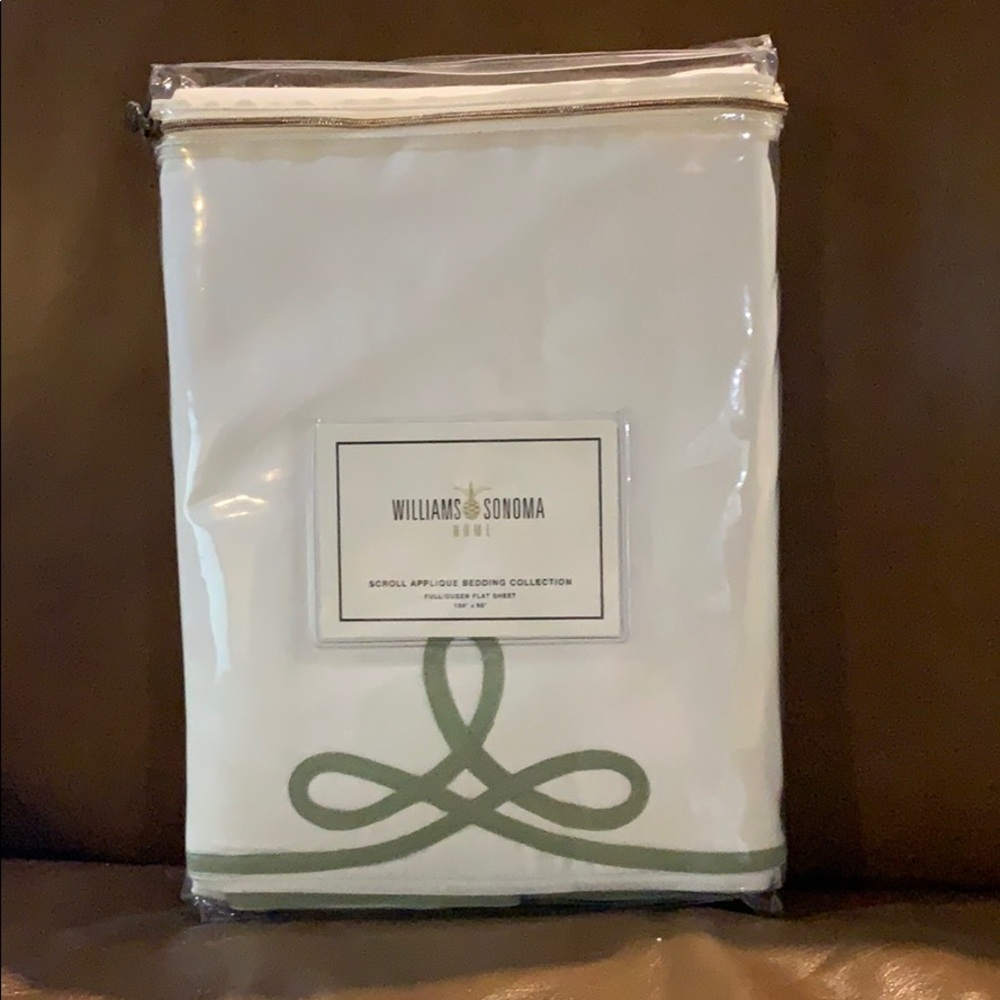 Williams Sonoma Scroll Applique Queen Flat Sheet